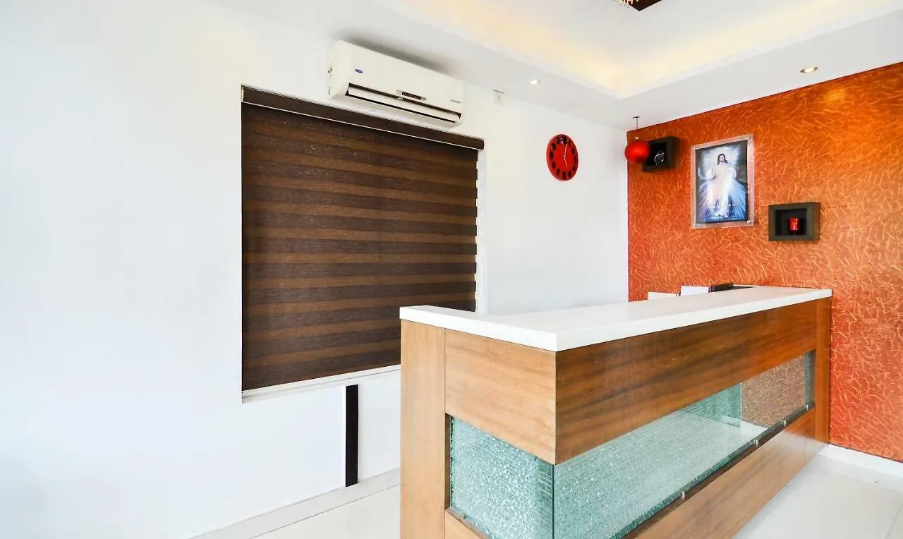 *** Hotel Treebo Trend Platinum Inn Near Airport India